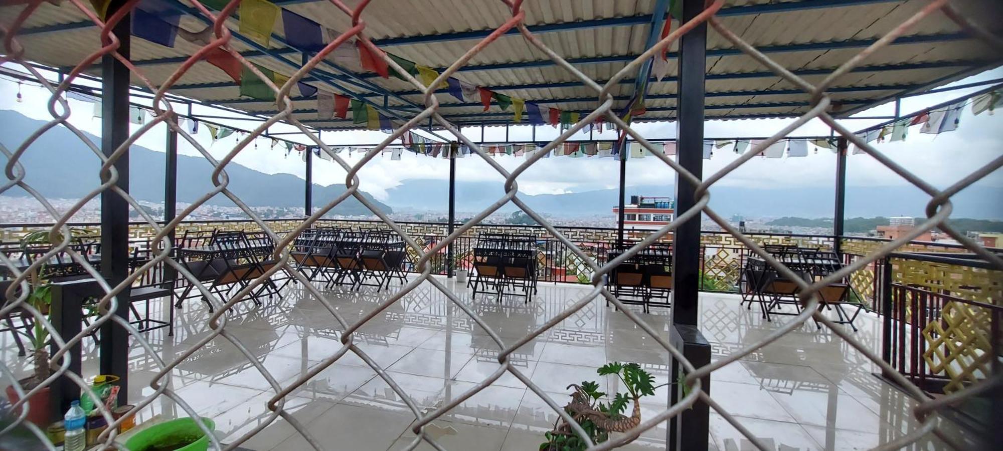 Hotel Yakroo Manang Kathmandu Exteriör bild