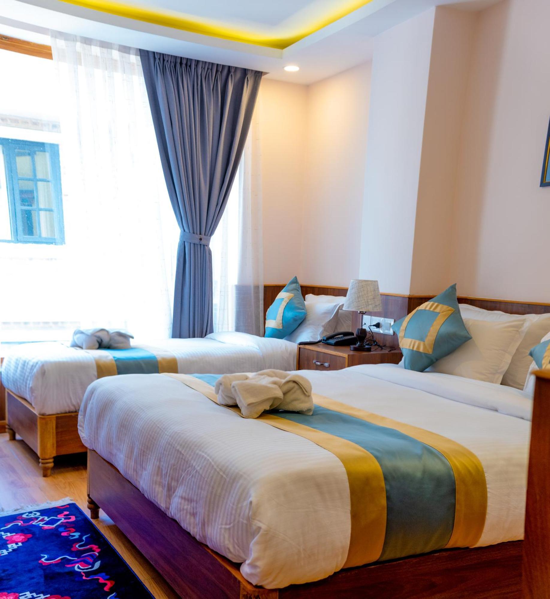 Hotel Yakroo Manang Kathmandu Exteriör bild